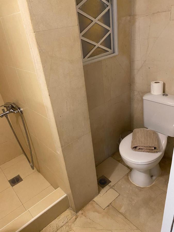 Graffiti Ground Floor Apartment เอเธนส์ ภายนอก รูปภาพ